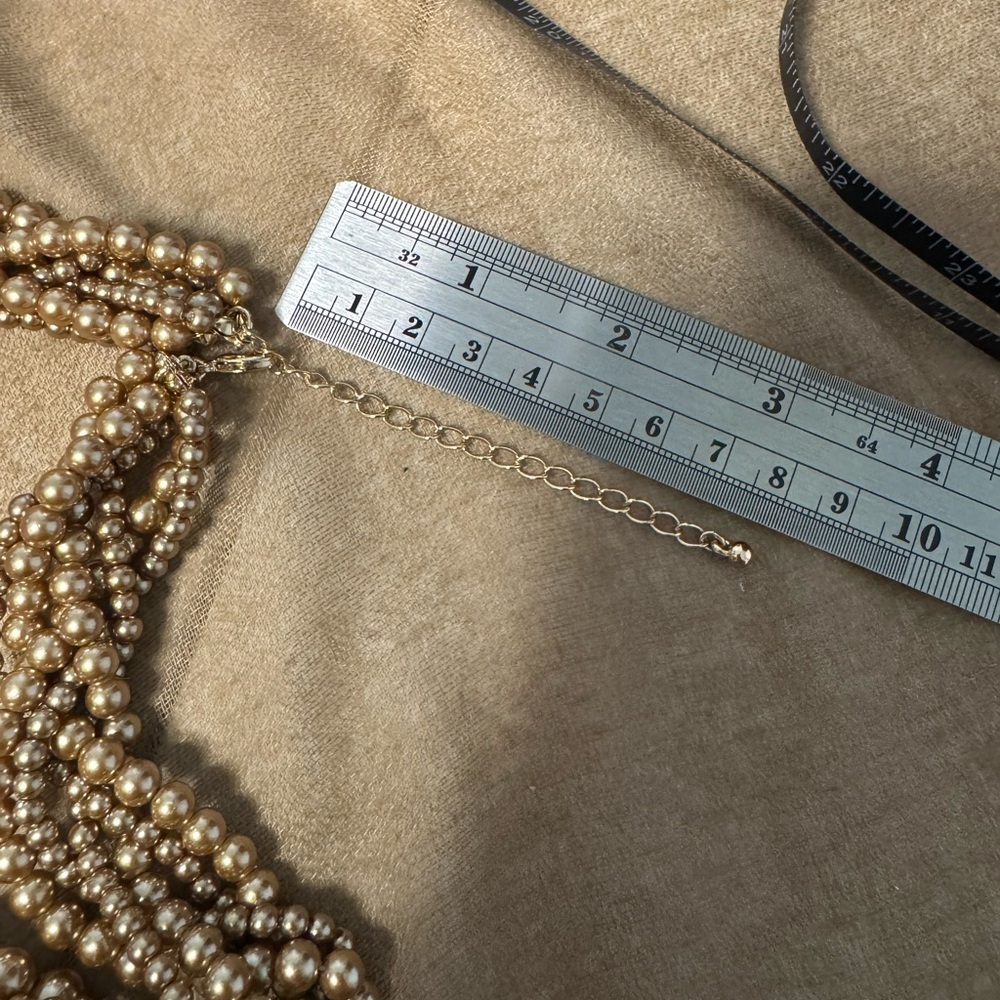 Shofel Bros 6 Strand Pearl Necklace - Picture 8 of 9
